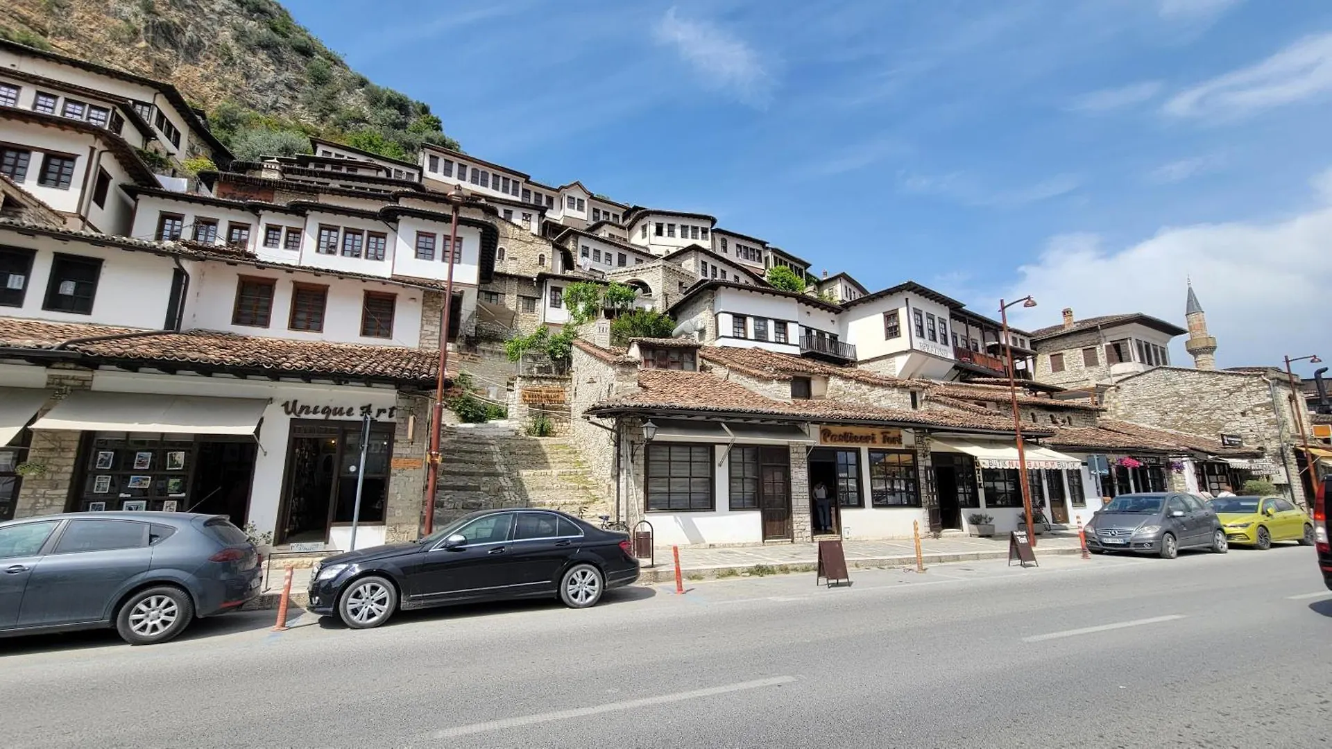 Guest House Mangalem بيرات ألبانيا