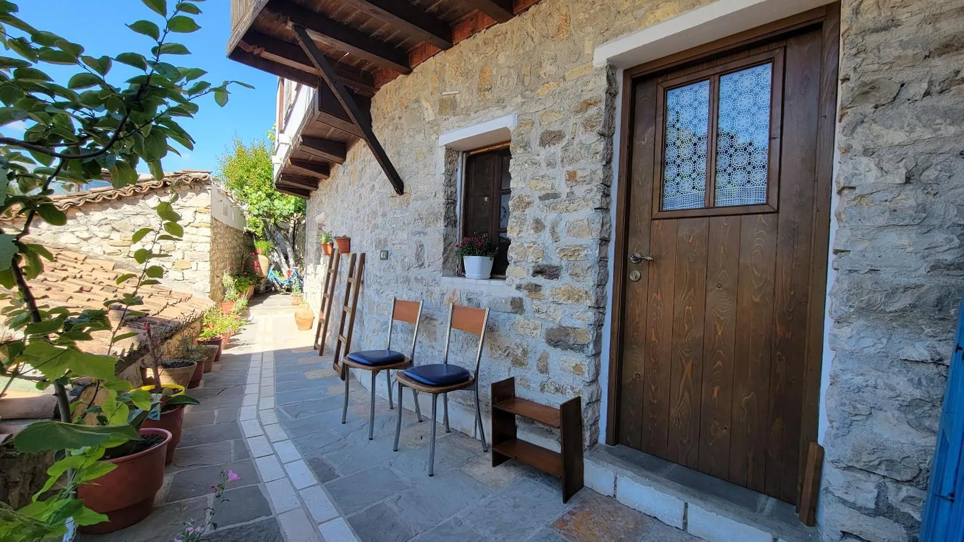 Guest House Mangalem Berat Albania