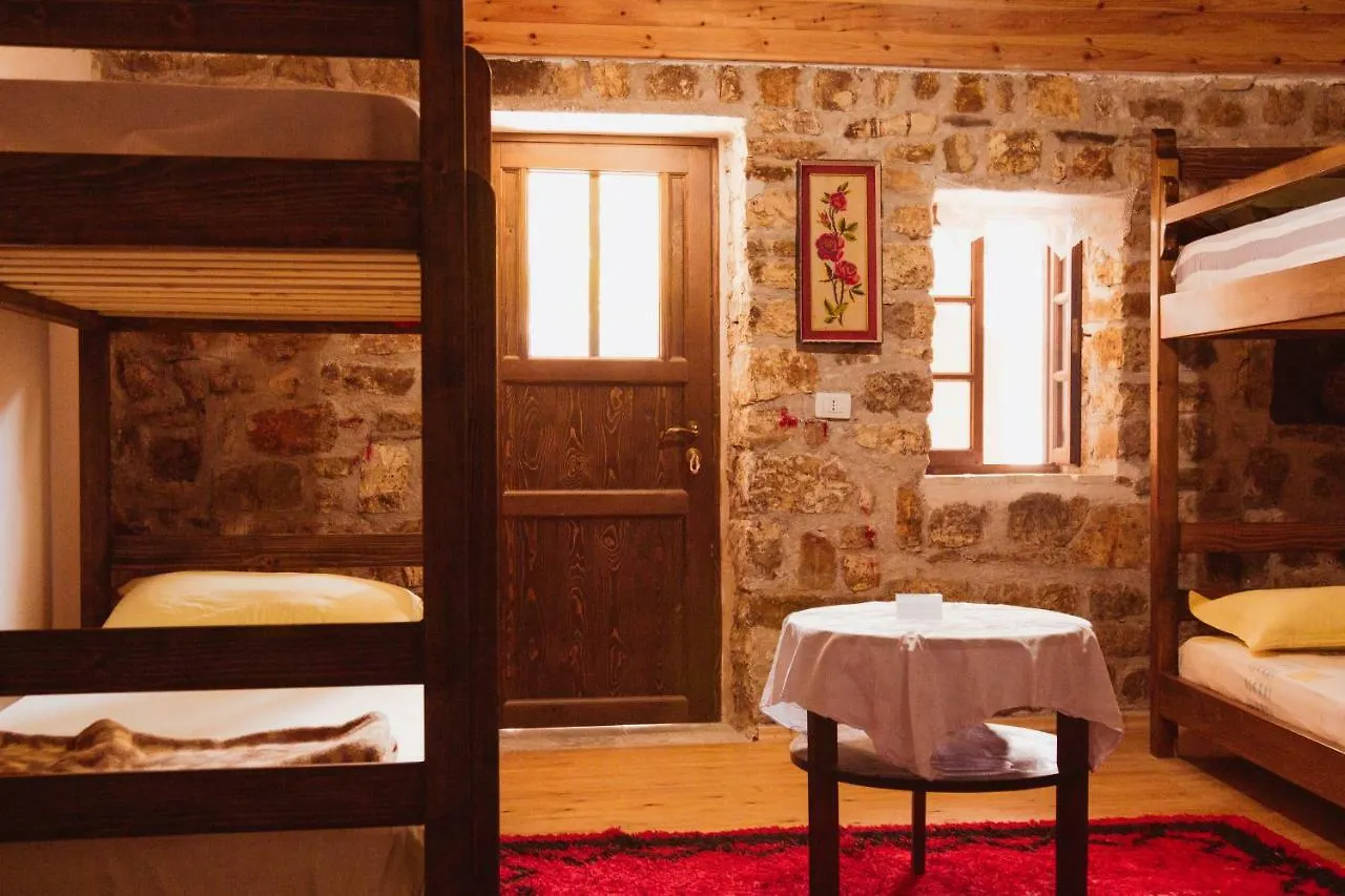 Ostello Guest House Mangalem