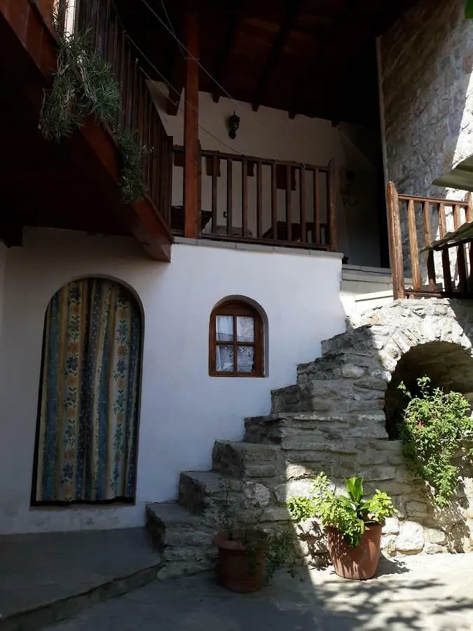 Ostello Guest House Mangalem Albania