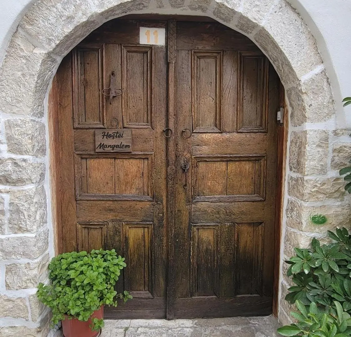Hostal Guest House Mangalem Berat Albania